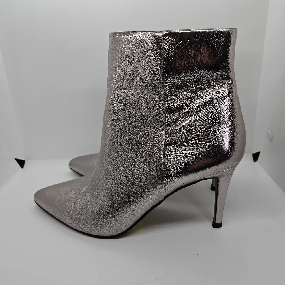 Steven New York Laili metallic ankle boots silver lavender 9M